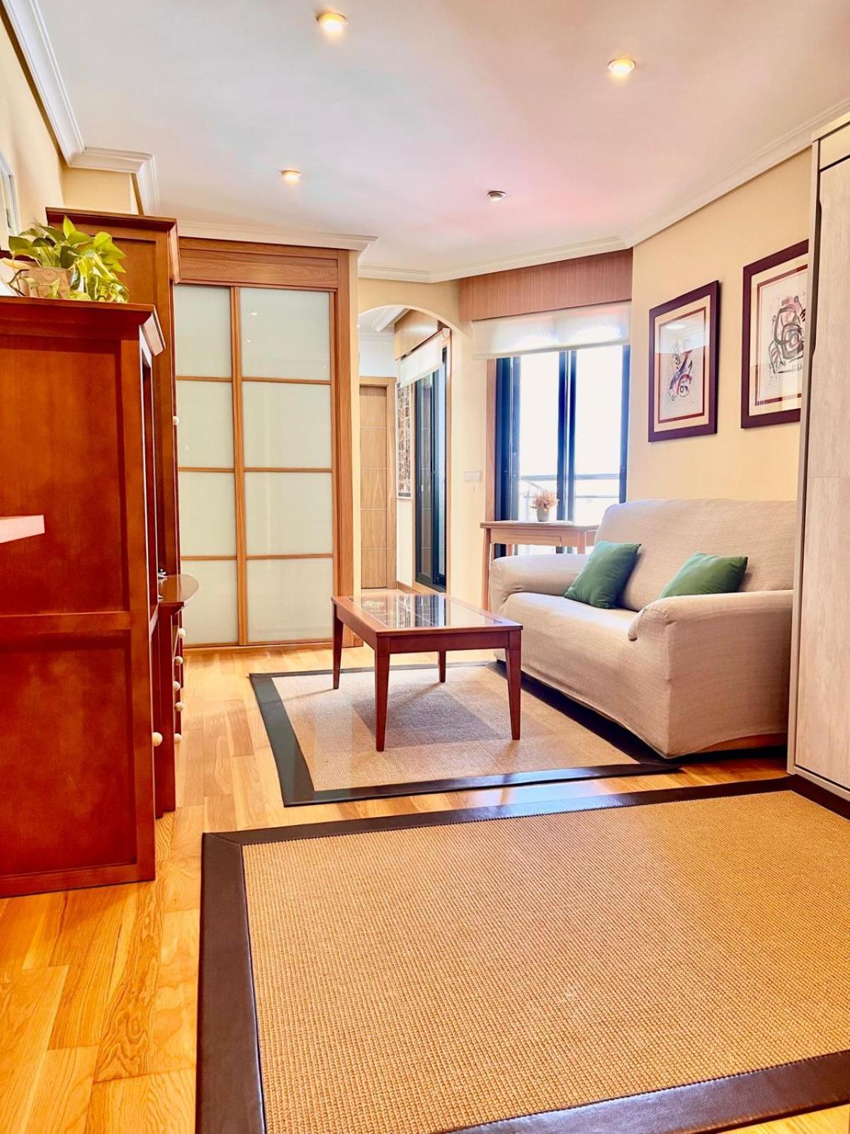 Apartment Centrico Con Garaje